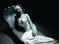 Lady Gaga de retour pour soutenir les victimes des ouragans.